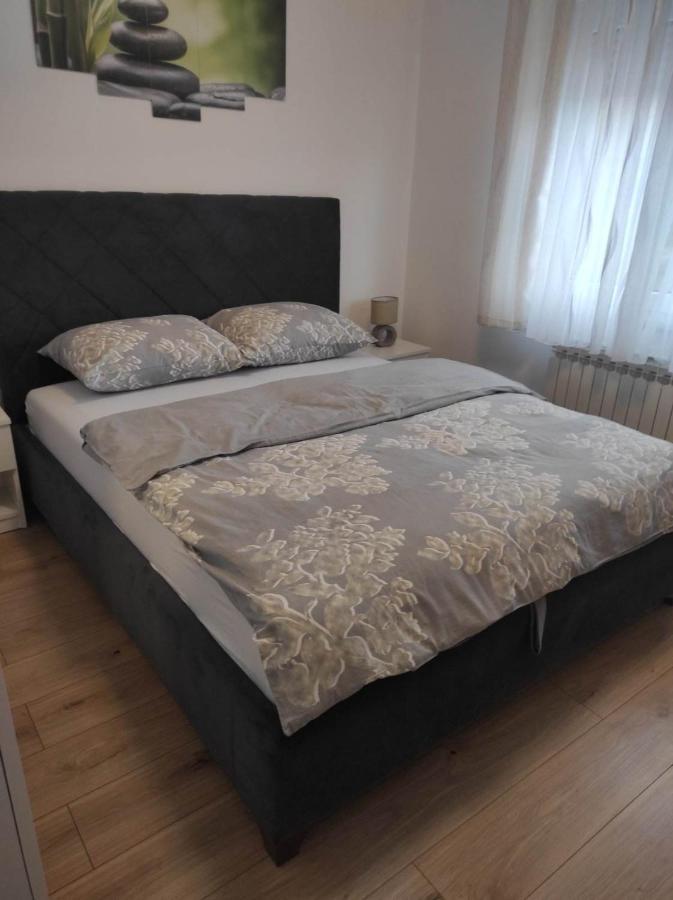 Apartman Nada Slavonski Brod Exterior foto